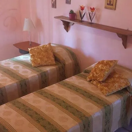 Sa Dommu E Sa Forada Bed and Breakfast