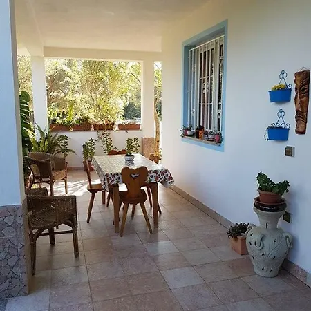 Bed & Breakfast Sa Dommu E Sa Forada *