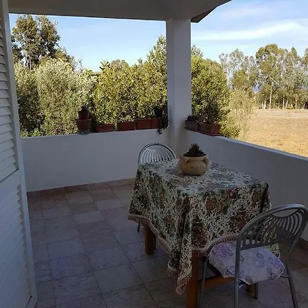 Bed and Breakfast Sa Dommu E Sa Forada